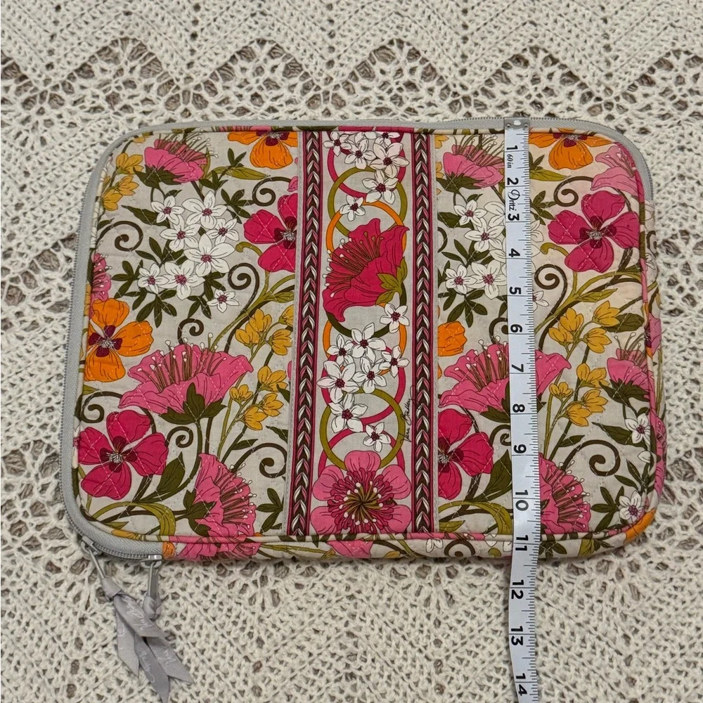 Vera Bradley Padded Laptop Protector Travel Case Inner Pocket Floral Flowers